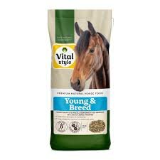 vitalstyle young & breed 15 kg